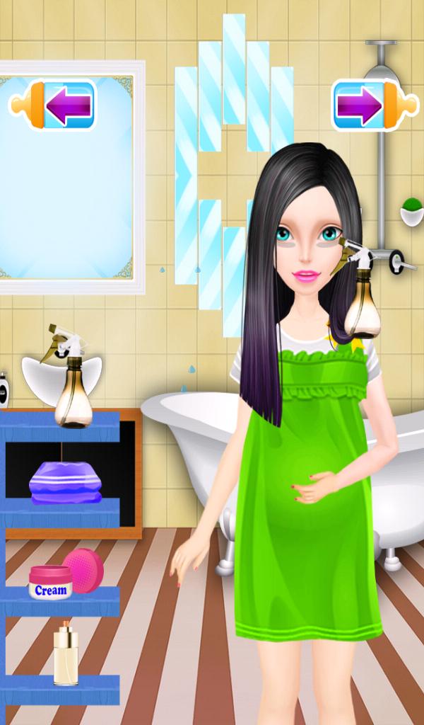 Pregnant Mom Gives Birth