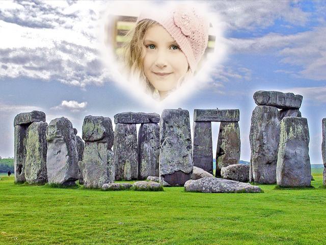 Amazing Wonder Photo Frame